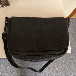 Go Forth Goods Raven Satchel